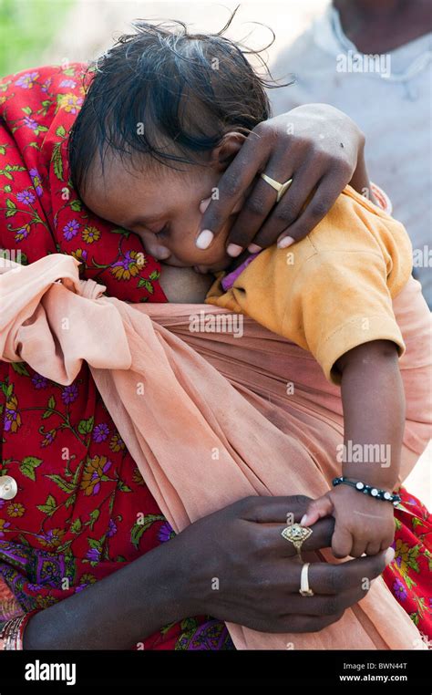 desi village breastfeeding|Breastfeeding Indian .